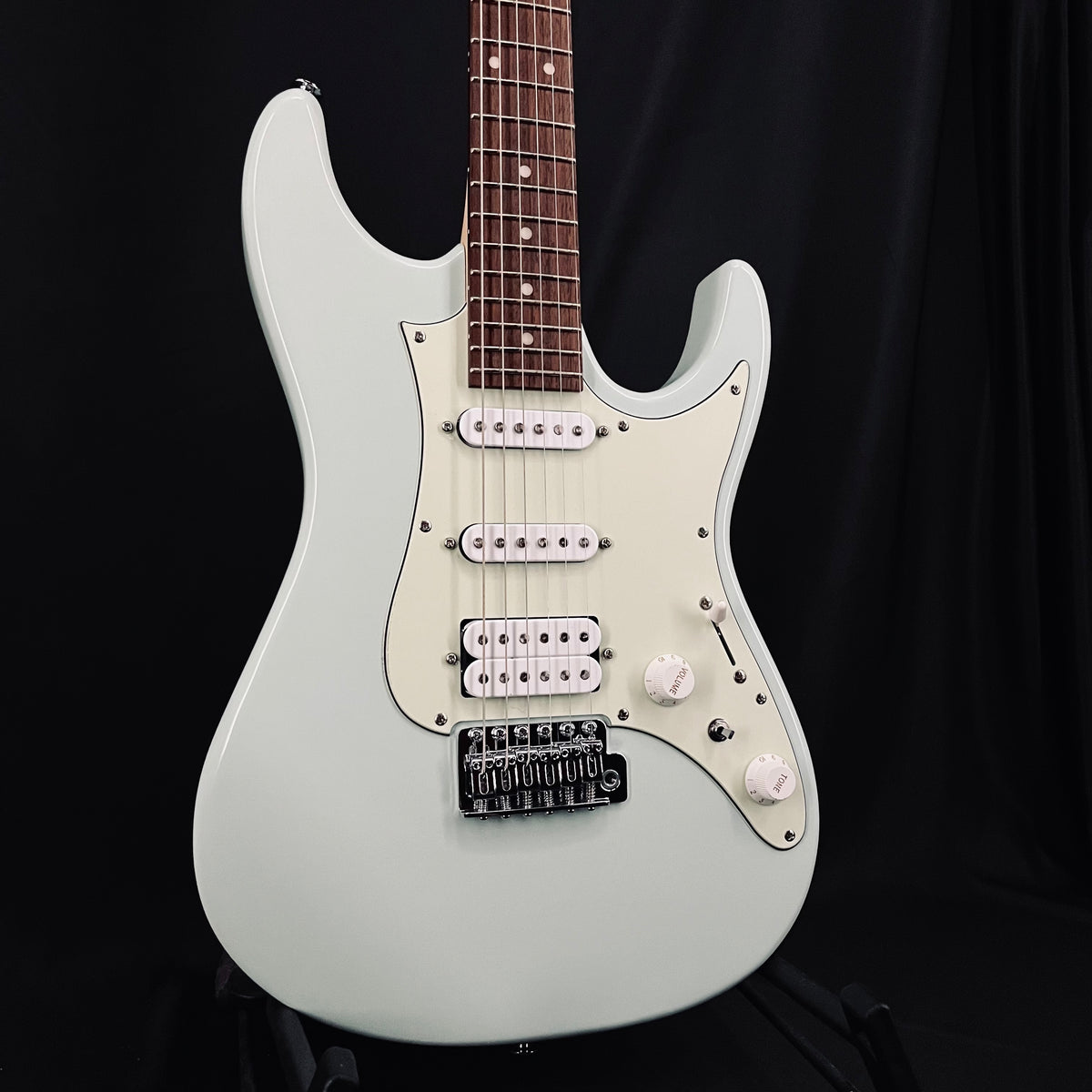 AZES40 Mint Green – Shop Guitar Villa