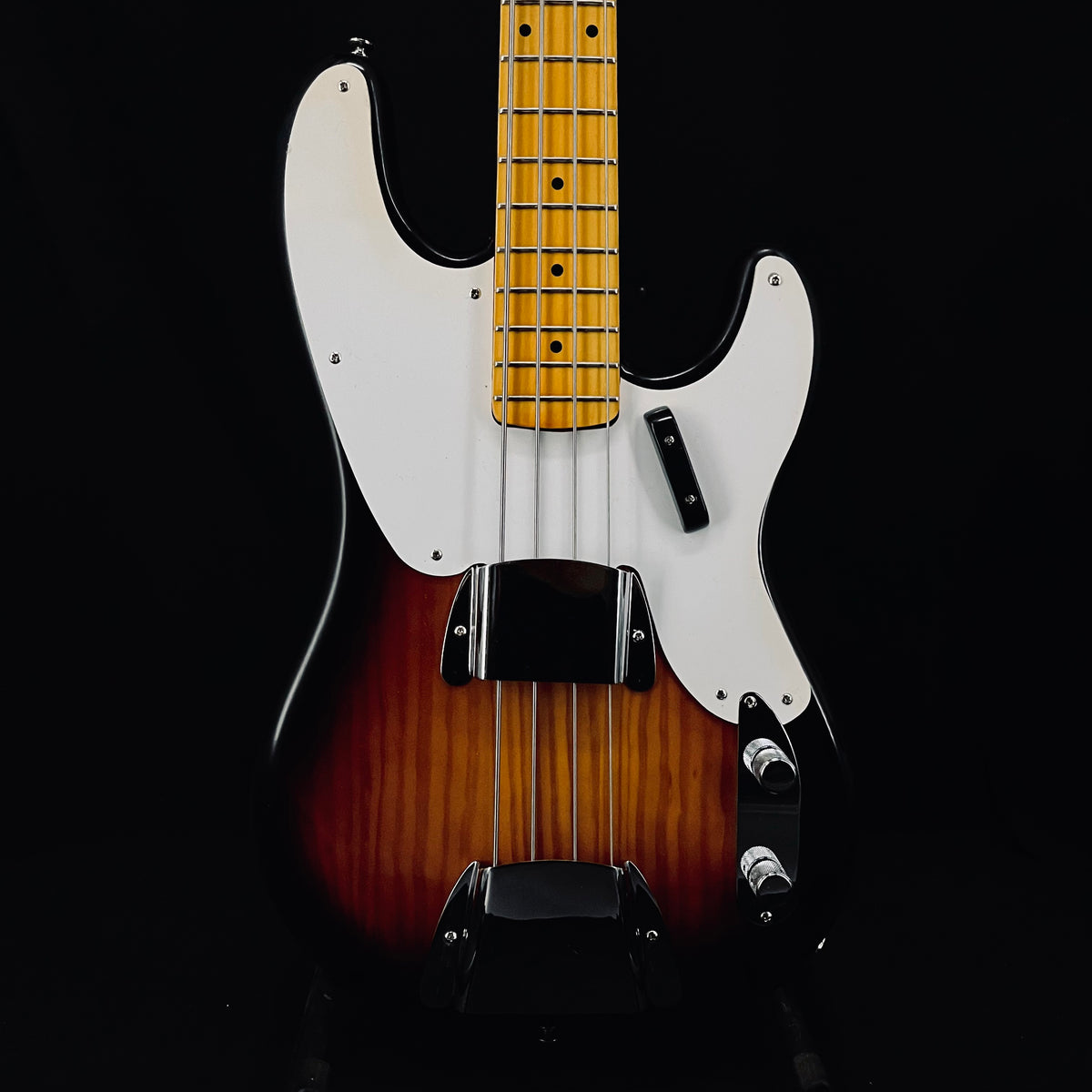 Custom Shop '56 P Bass Sunburst w/ Case (IN STORE SALE - call