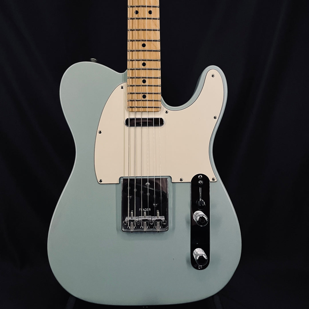 ギター fender highway one telecaster daphneblue 2006 USA Highway One Telecaster Satin Daphne Blue – Shop Guitar Villa
